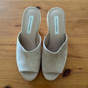 Saks Fifth Avenue Nude  Espadrilles. Size 8 1/2.